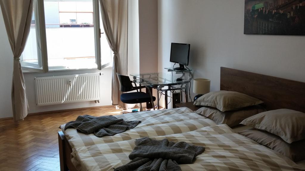 Apartment Balbinova ปราก ภายนอก รูปภาพ